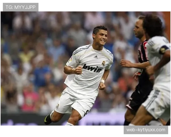 C罗为何被称为欧冠关键战之王：淘汰赛表现深度解析