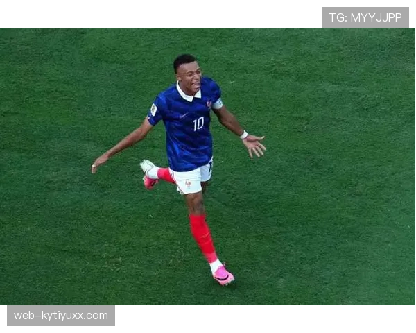 法国3-0瑞典赛后复盘，姆巴佩闪耀淘汰赛舞台